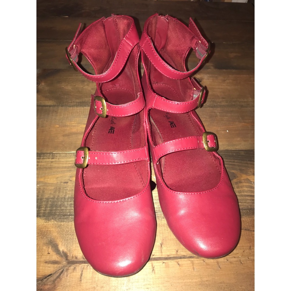 Red Tri-buckle shoes